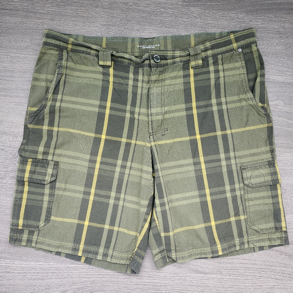 Columbia Omni Shade Cargo Shorts Plaid